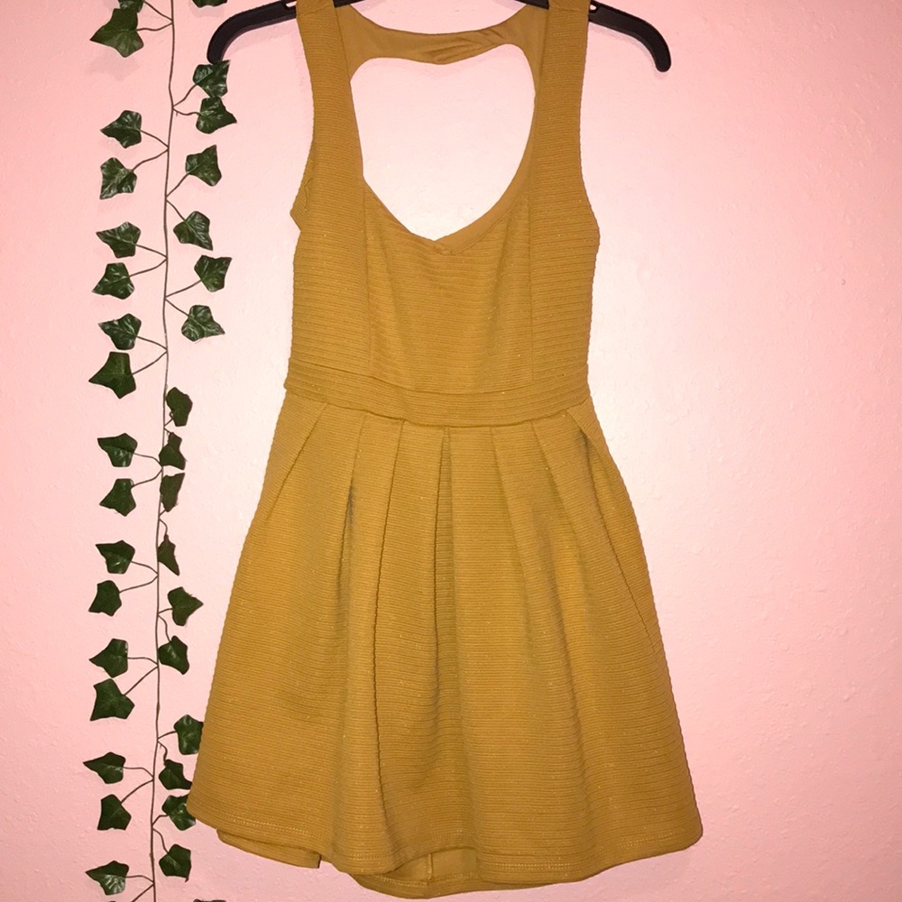 Yellow dress